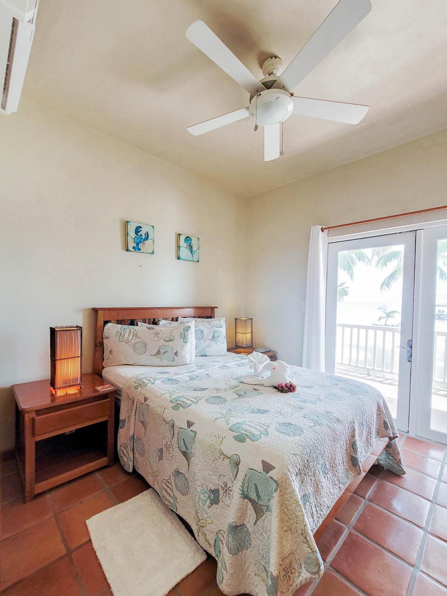Sapphire Beach Resort San Pedro  Exterior photo